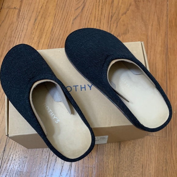 Rothy’s Clogs Soft Black NWB Size 7 - Picture 3 of 7